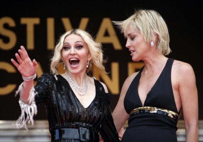 Cannes 2008 Glamour In Passerella Con Madonna E Sharon Stone La Popstar Ha Presentato Il Documentario I Am Because We Are 61112
