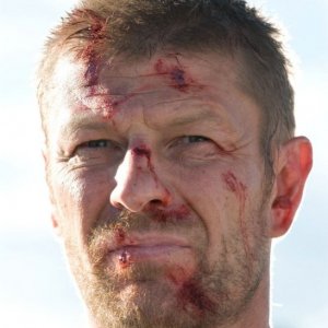 Sean Bean in una scena diel thriller The Hitcher
