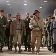 Ray Winstone, Harrison Ford e Cate Blanchett in una scena del film Indiana Jones e il regno del Teschio di cristallo