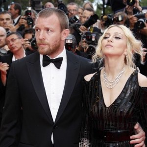 Cannes  2008: Madonna e Guy Ritchie. La popstar ha presentato il documentario I Am Because We Are del quale è produttrice