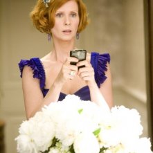 Cynthia Nixon in una scena del film di Sex and the City