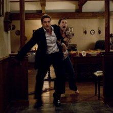 Scott Speedman e Liv Tyler in una scena del film The Strangers