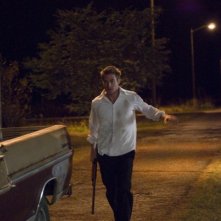 Scott Speedman in una scena del thriller The Strangers