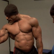 Una scena del film Bigger, Stronger, Faster*