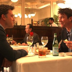 Ben Affleck e Jerry O'Connell in una scena del film Man About Town