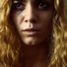 Alice Braga in una scena di Lower City