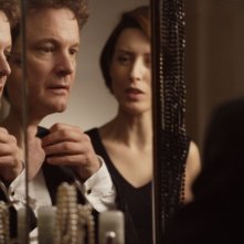 Colin Firth e Gina McKee in una scena del film And When Did You Last See Your Father?