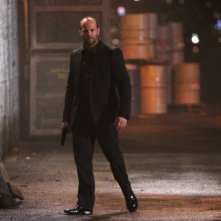 Jason Statham in una scena del film Rogue - Il solitario (2007)