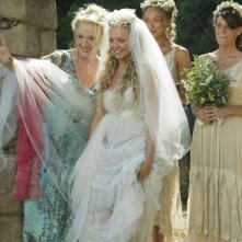 Meryl Streep e Amanda Seyfried in una scena del musical Mamma Mia!