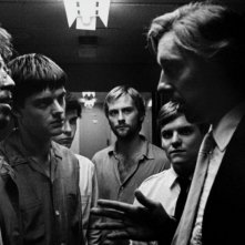 Toby Kebbell, Sam Riley, James Anthony Pearson, Joe Anderson, Harry Treadaway e Craig Parkinson in una scena del film Control