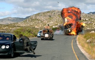 Una scena 'esplosiva' del film Doomsday