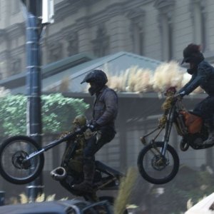 Una scena del film Doomsday