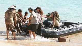 Gli Oceanic Six arrivano sull'isola di Membata nel finale della quarta stagione di Lost