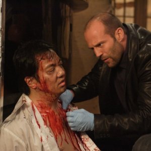 Jason Statham in una immagine tratta dal film Rogue - Il solitario