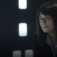 Mary McDonnell in una sequenza dell'episodio 'The Hub' della quarta stagione di Battlestar Galactica