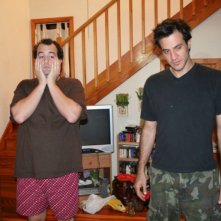 Steve Zissis e Ross Partridge in una scena del film Baghead