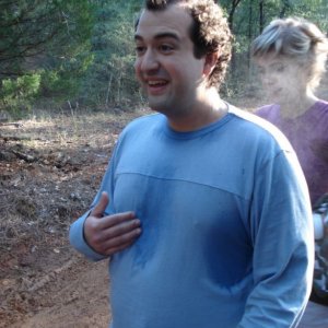 Steve Zissis in una scena del film Baghead