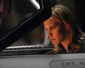 Katee Sackhoff nell'episodio Revelations di BSG