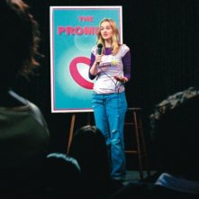 Jess Weixler in una scena iniziale del film Teeth