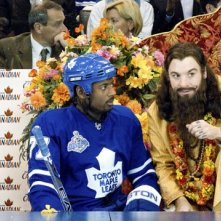 Romany Malco e Mike Myers in una scena di The Love Guru