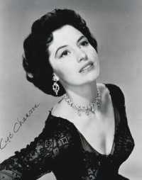 un ritratto di Cyd Charisse