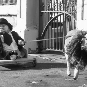 Una scena del film Dr. Plonk