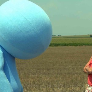 Christine Taylor in una scena di Kabluey