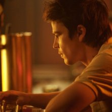 Josh Hartnett in una scena del film August