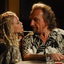 Mary-Kate Olsen e Ben Kingsley in una scena di The Wackness