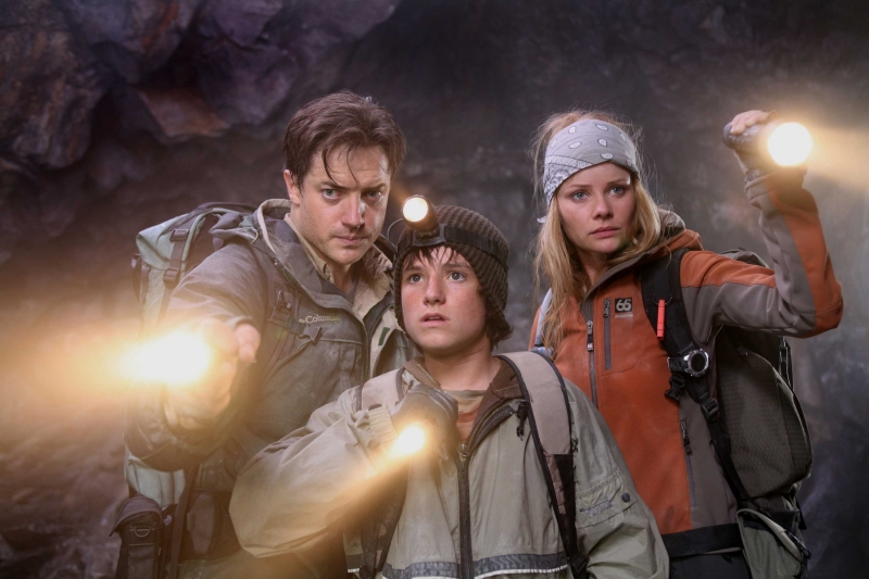 Brendan Fraser Josh Hutcherson E Anita Briem In Una Scena Del Film Journey To The Center Of The Earth 3D 81267
