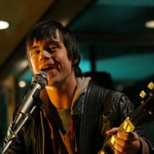 Erik Smith in una sequenza di Garden Party