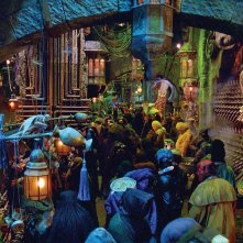 Il mercato sotto il ponte di Brooklyn in una scean del film Hellboy 2