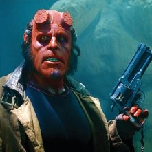 Ron Perlman è Hellboy in Hellboy 2