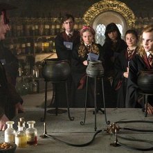 Jim Broadbent Ed Emma Watson In Una Scena Di Harry Potter E Il Principe Mezzosangue 81523