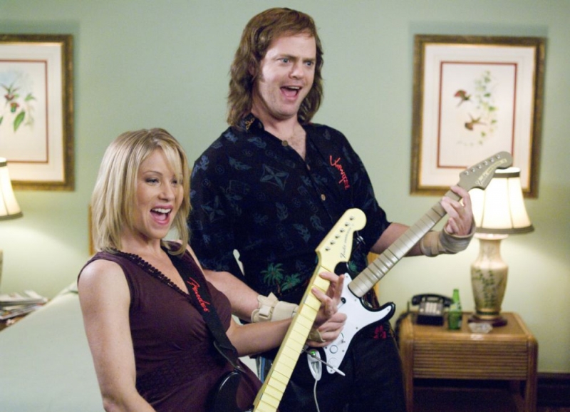 Christina Applegate E Rainn Wilson In Una Scena Di The Rocker Il Batterista Nudo 81619