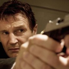 Liam Neeson in una scena di Io vi troverò