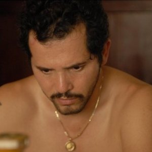 John Leguizamo in un'immagine del film The take - Falso indizio