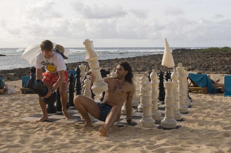 Jack Mcbrayer E Russell Brand In Una Sequenza Di Forgetting Sarah Marshall 82334