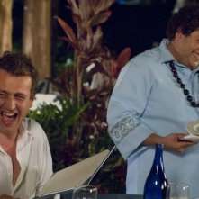 Jason Segel e Jonah Hill in una sequenza di Forgetting Sarah Marshall