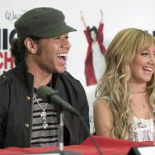 Corbin Belu e Ashley Tisdale alla conferenza stampa americana del 2 maggio 2008 per l'inizio delle riprese di High School Musica 3: Senior Year