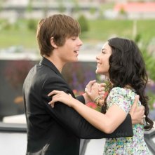 Zac Efron E Vanessa Anne Hudgens In Una Scena Di High School Musical 3 82284