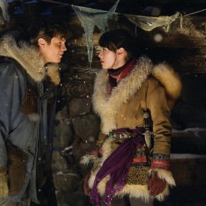 Luke Ford e Isabella Leong in una sequenza del film La mummia 3