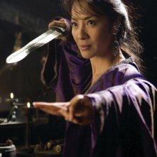 Michelle Yeoh interpreta la strega Zi Yuan nel film La mummia 3