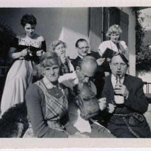 Un'immagine di Klaus Barbie e amici tratta dal documentario Il nemico del mio nemico