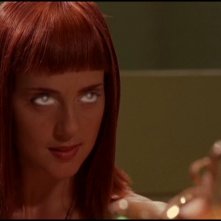 Suanne Braun nel ruolo del Goa'uld Hathor nell'episodio 'Il sortilegio di Hathor' della serie tv Stargate SG-1