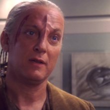 Conor O'Farell nel ruolo del leader religioso D'Jamat nell'episodio 'Il dominio prescelto' della serie tv Enterprise