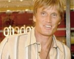 Doppia vita per Dolph Lundgren