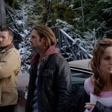 Joel Edgerton, Josh Holloway e Sarah Wayne Callies in una sequenza del film Whisper - Il respiro del diavolo