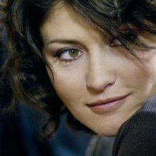 Chiara Conti in una sequenza del film La canarina assassinata