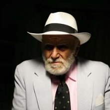 Remo Remotti In Una Scena Del Film La Canarina Assassinata 83665